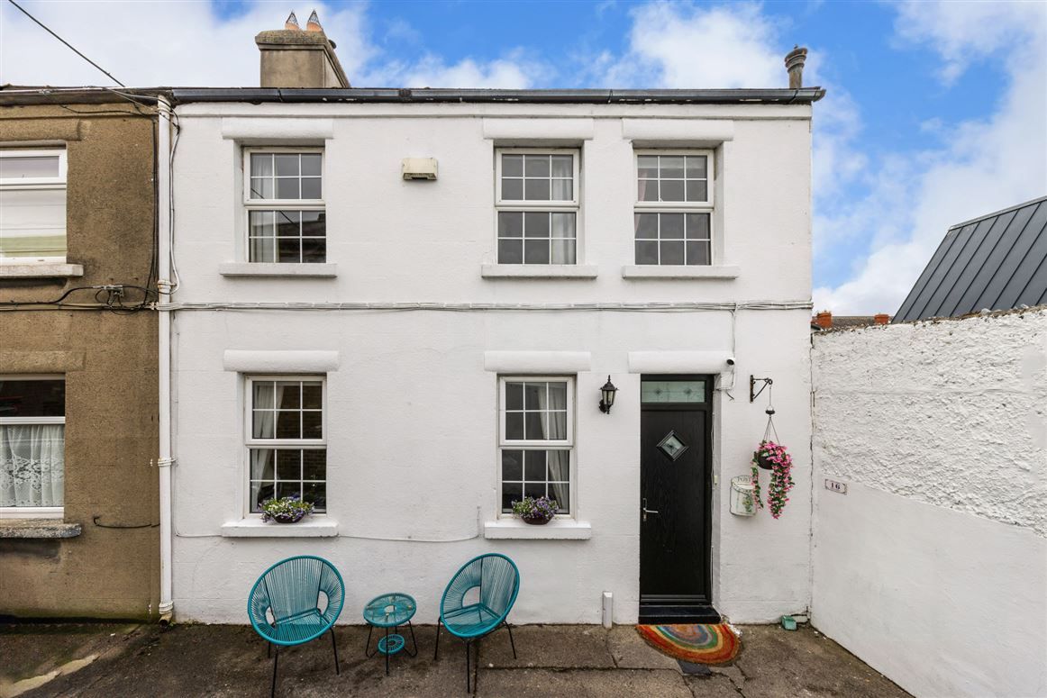 16 Saint Joseph's Square, Clontarf, Dublin 3