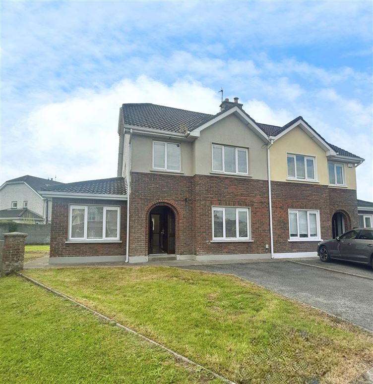 82 Aughanteeroe, Gort Road, Ennis, County Clare