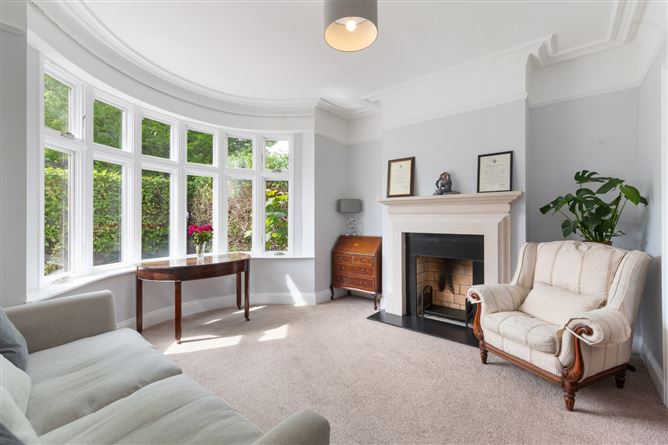 https://photos-a.propertyimages.ie/media/1/6/7/4997761/9c394711-0741-425c-8d33-5a251e7588ce_l.jpg