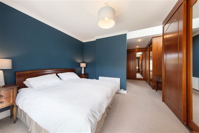 https://photos-a.propertyimages.ie/media/1/6/7/4997761/9c394711-0741-425c-8d33-5a251e7588ce_l.jpg