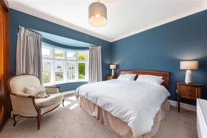 https://photos-a.propertyimages.ie/media/1/6/7/4997761/9c394711-0741-425c-8d33-5a251e7588ce_l.jpg