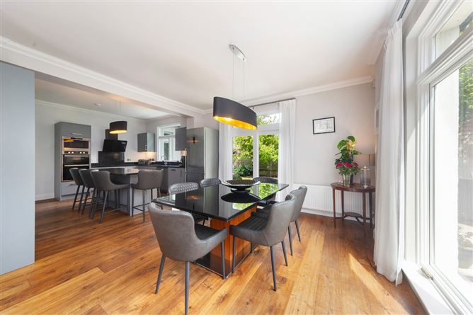https://photos-a.propertyimages.ie/media/1/6/7/4997761/9c394711-0741-425c-8d33-5a251e7588ce_l.jpg