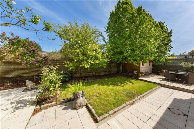 https://photos-a.propertyimages.ie/media/1/6/7/4997761/9c394711-0741-425c-8d33-5a251e7588ce_l.jpg