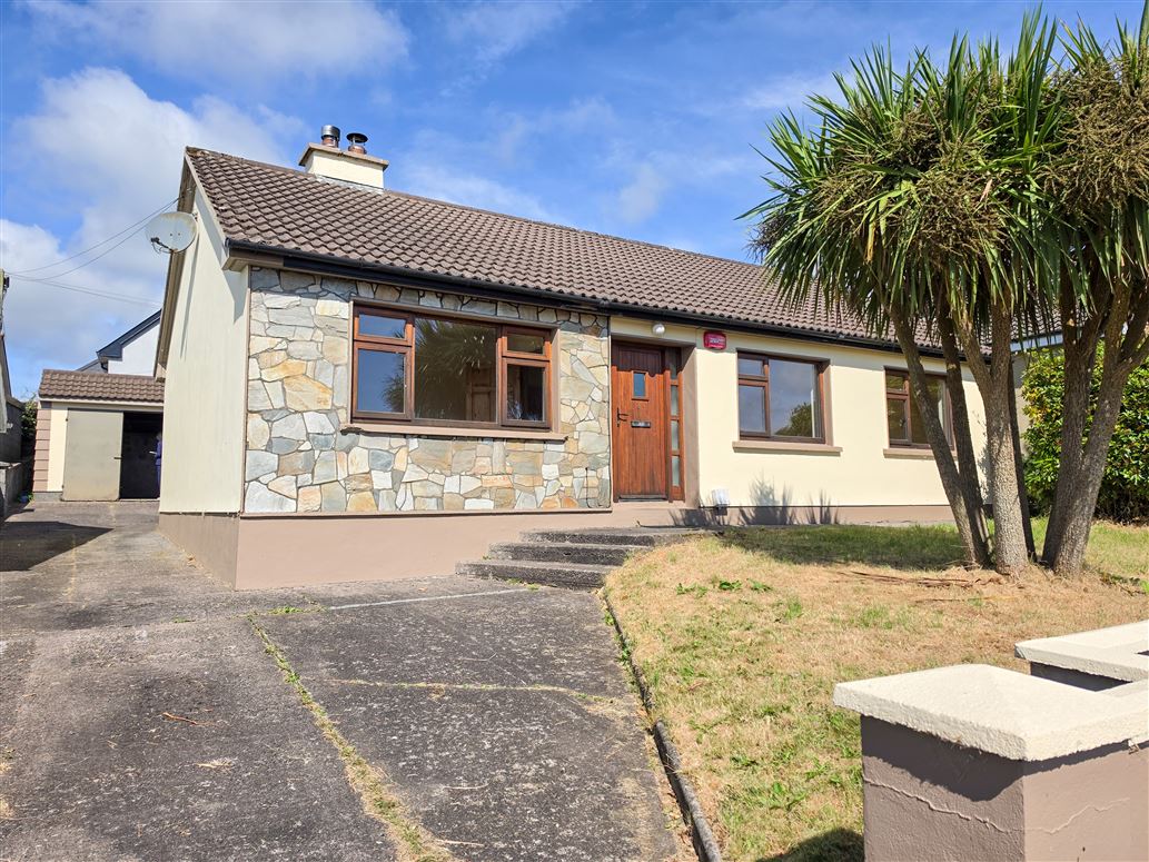 No. 3 Knockthomas Drive , Castlebar, Mayo