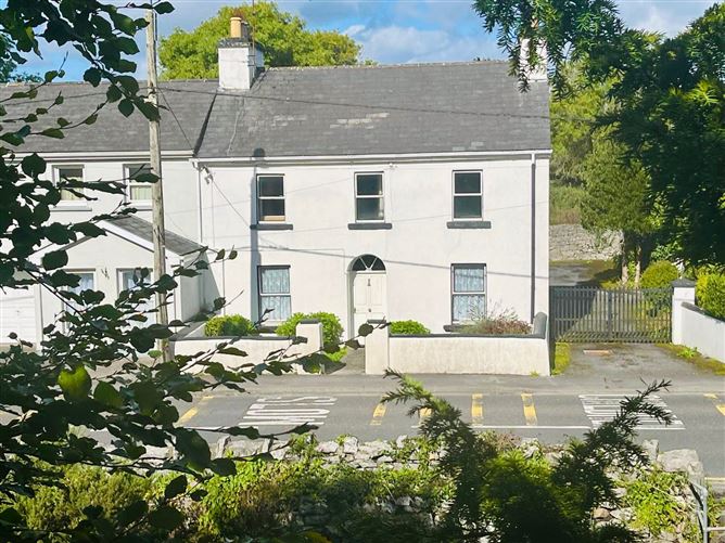 Bridge Street, Oughterard, Co Galway, H91Y6YX