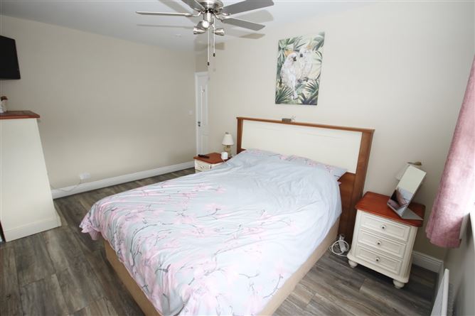 39 Westpark, Tallaght, Dublin 24