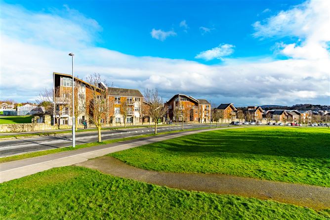 3 Grianan Fidh, Aikens Village, Stepaside, Dublin 18