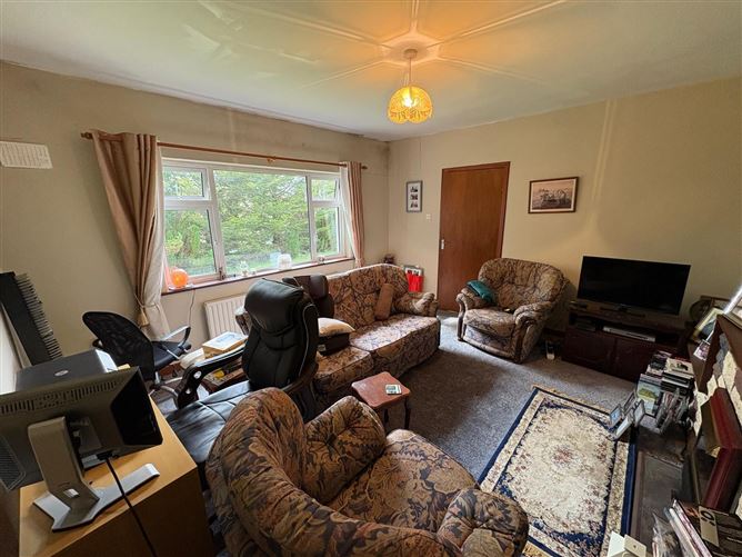 Sroove, Monasteraden, Sligo