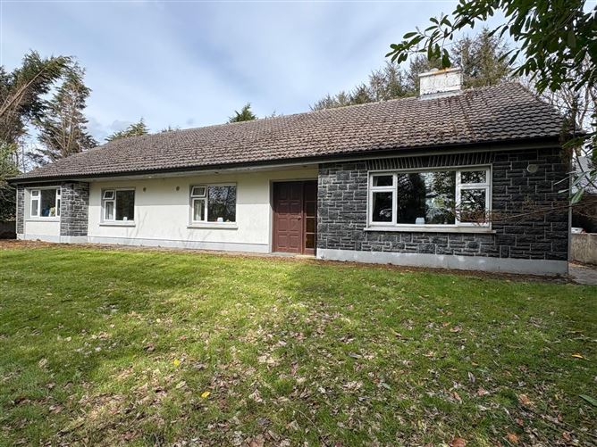 Sroove, Monasteraden, Sligo