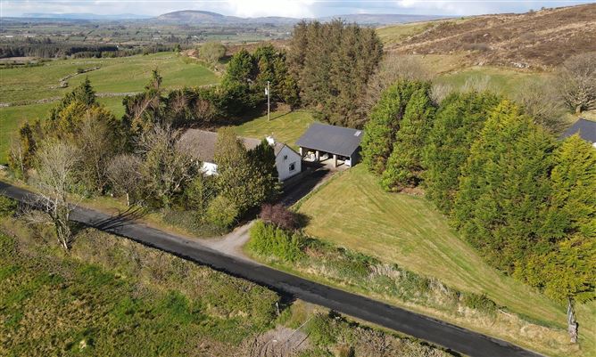 Sroove, Monasteraden, Sligo