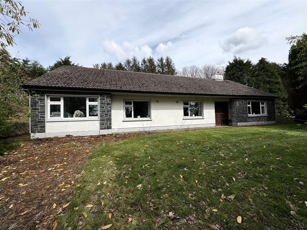 Sroove, Monasteraden, Sligo