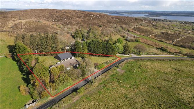 Sroove, Monasteraden, Sligo