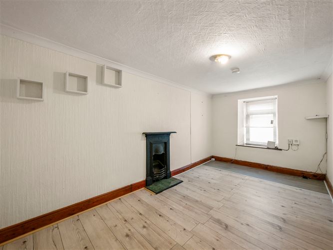 11 Wexford Street, New Ross, Co. Wexford