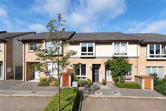 25 Belarmine Place, Stepaside,   Dublin 18