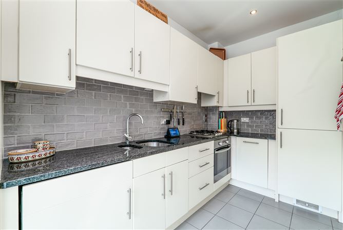 25 Belarmine Place, Stepaside,   Dublin 18