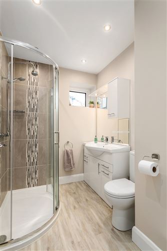 20 Renoir, St James's Court, Ballsbridge, Dublin 4