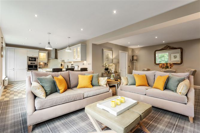20 Renoir, St James's Court, Ballsbridge, Dublin 4