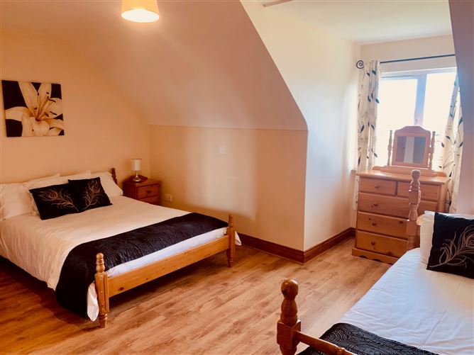 No. 16 Portbeg, Magheracar, Bundoran, Donegal