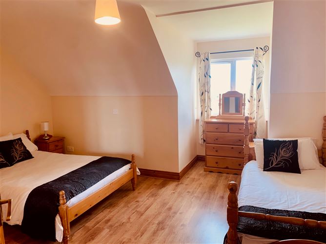 No. 16 Portbeg, Magheracar, Bundoran, Donegal