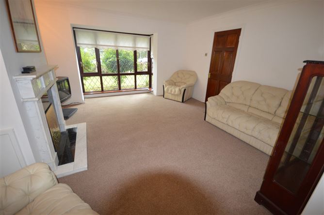 7 Weston Crescent, Lucan, Dublin