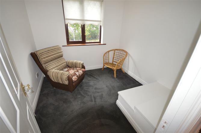 7 Weston Crescent, Lucan, Dublin