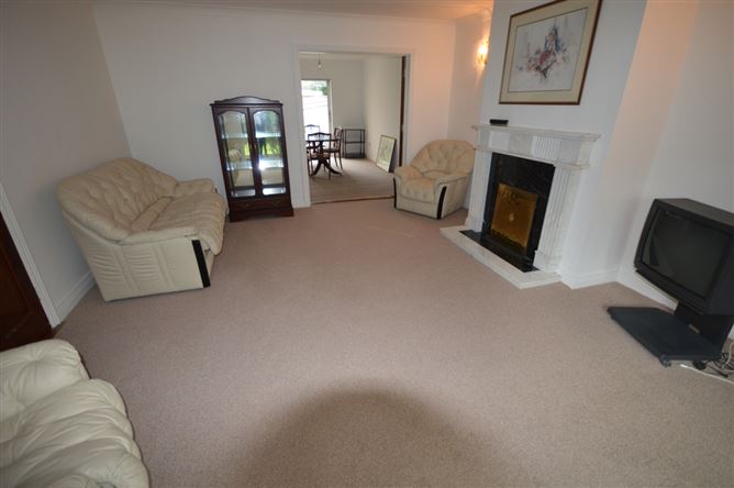 7 Weston Crescent, Lucan, Dublin