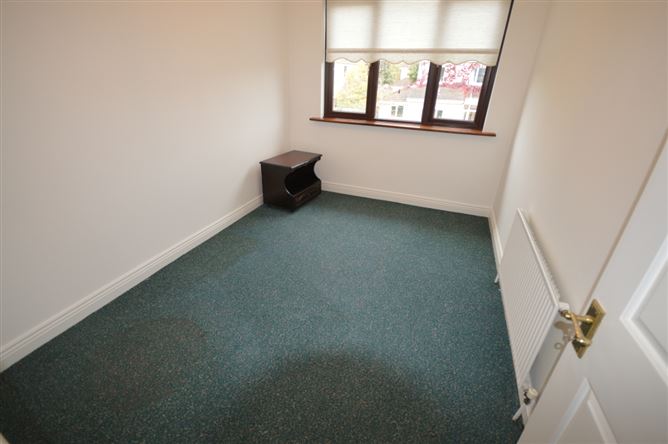 7 Weston Crescent, Lucan, Dublin