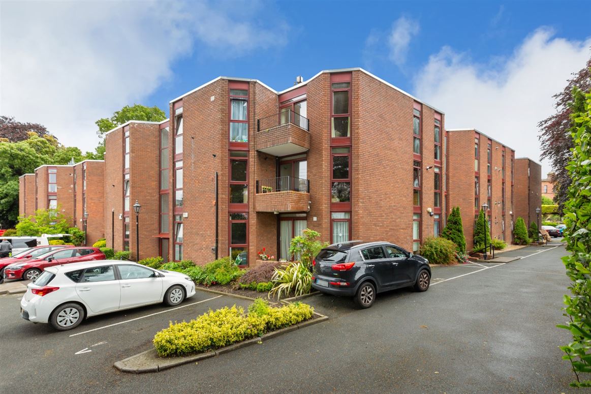 17 Grosvenor House, Grosvenor Terrace, Monkstown, Co. Dublin