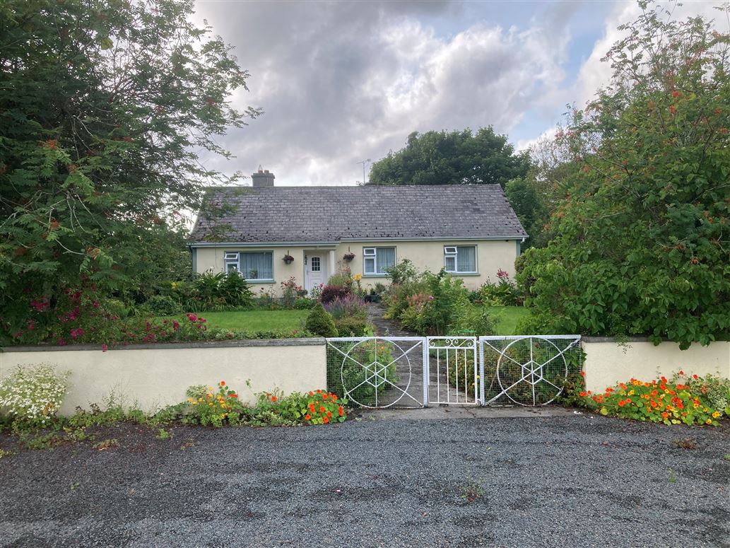 Douras, Woodford, Galway