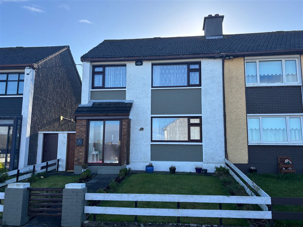 33 st James Crescent, Mervue, Galway City