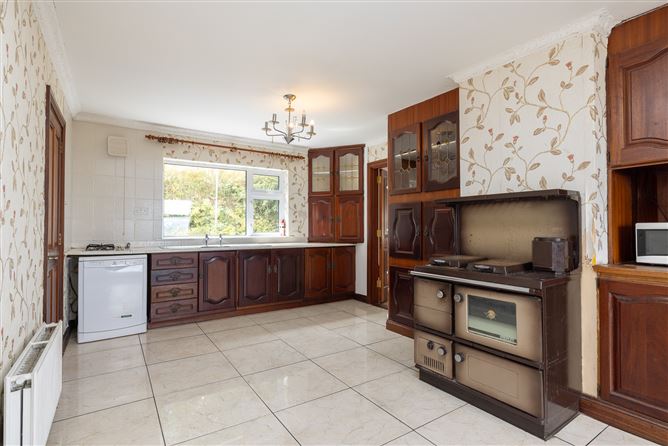 Photo 31 of 53 — Woodview House, Clogrennane , Carlow Town, Carlow