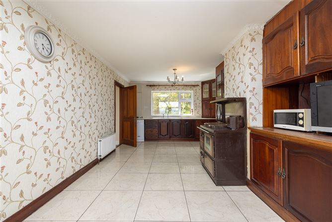 Photo 30 of 53 — Woodview House, Clogrennane , Carlow Town, Carlow