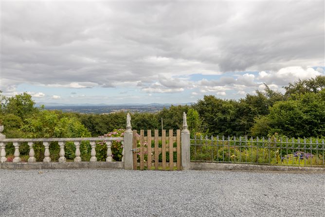 Photo 25 of 53 — Woodview House, Clogrennane , Carlow Town, Carlow
