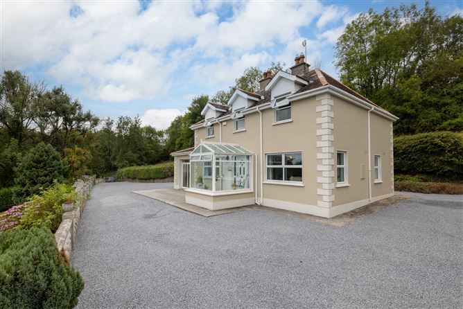 Photo 13 of 53 — Woodview House, Clogrennane , Carlow Town, Carlow