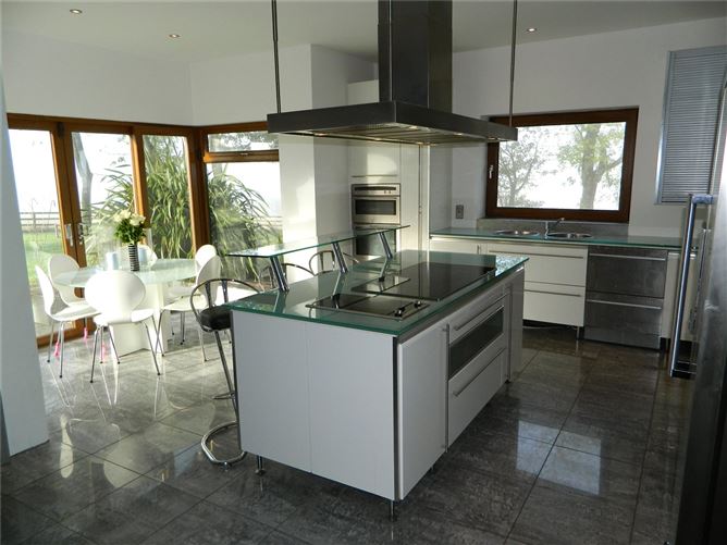 Lir House, Mashanaglass, Macroom, Co. Cork
