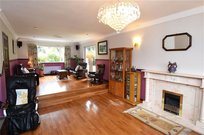 2 Woodbrook, Rochestown, Cork