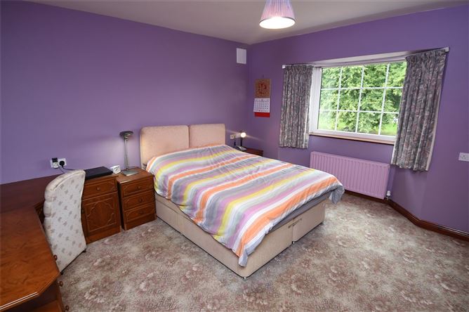 2 Woodbrook, Rochestown, Cork