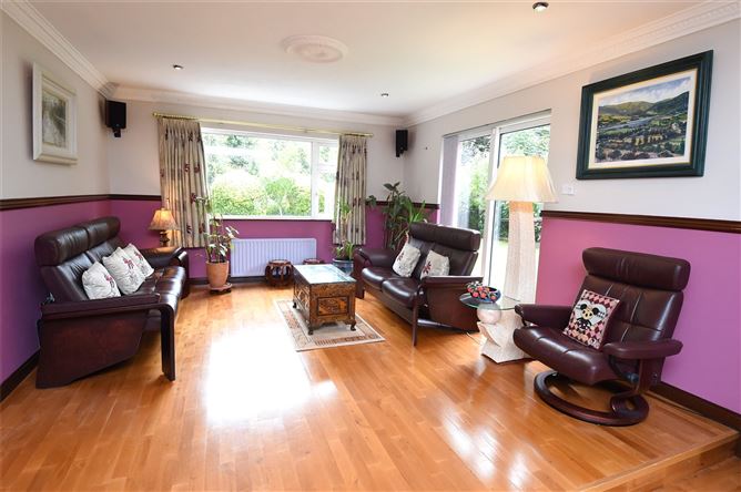 2 Woodbrook, Rochestown, Cork
