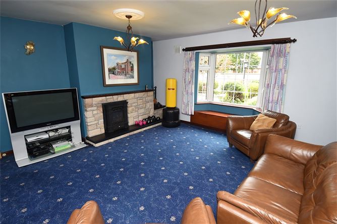 2 Woodbrook, Rochestown, Cork
