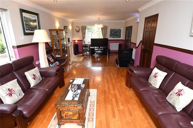 2 Woodbrook, Rochestown, Cork