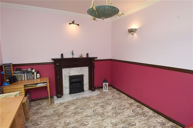 2 Woodbrook, Rochestown, Cork