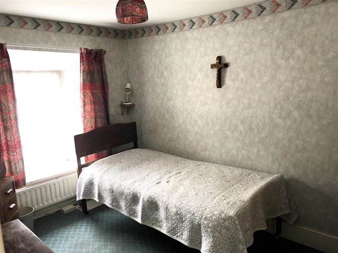 Chapel Street, Lismore, Waterford