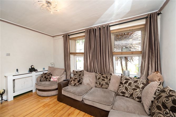 1 Golden Villas Terrace, Commons Road, Blackpool, Cork