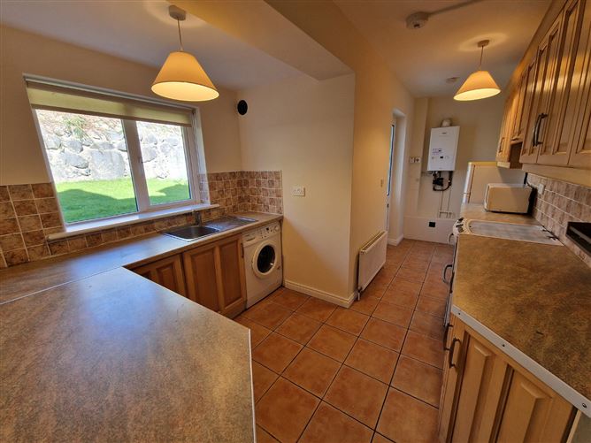 63 Westwood, Golf Links Road, Ennis, Co. Clare