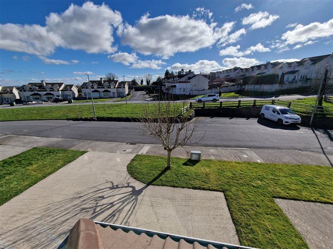 63 Westwood, Golf Links Road, Ennis, Co. Clare