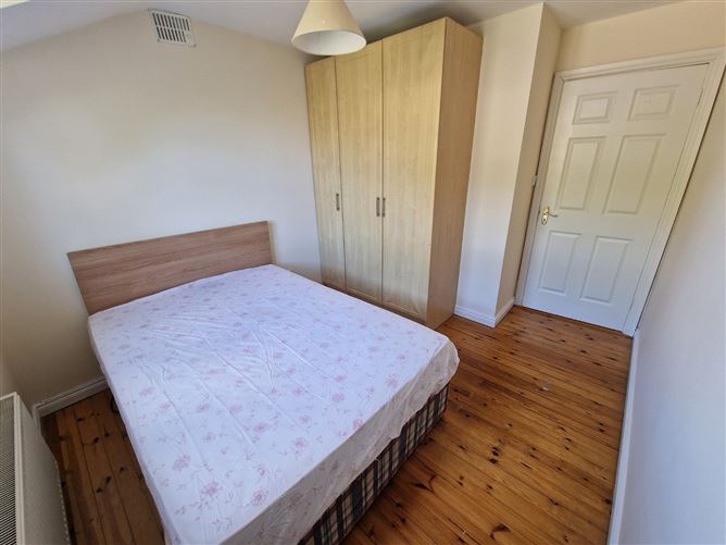 63 Westwood, Golf Links Road, Ennis, Co. Clare