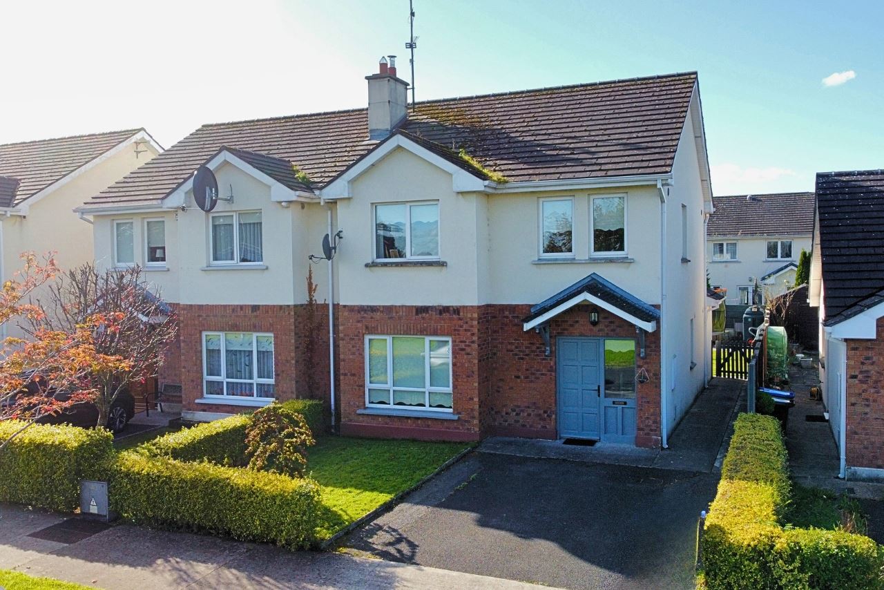 8 Shannon Grove, Ballyleague, Lanesborough, DNG McGill