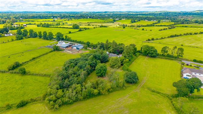 Connifer House, Breansha , Emly, Tipperary