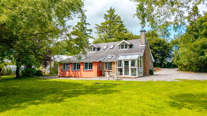 Connifer House, Breansha , Emly, Tipperary