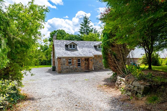 Connifer House, Breansha , Emly, Tipperary